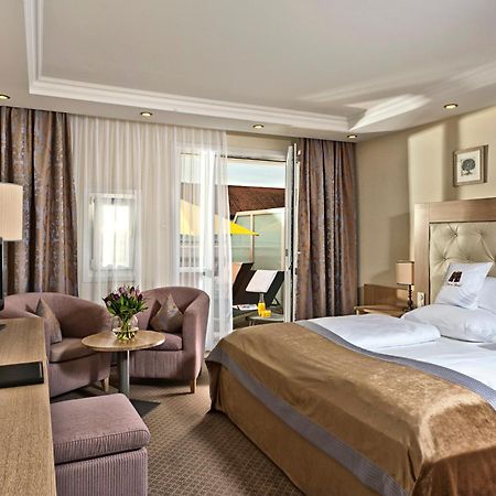 Hotel Maximilian باد جريسباخ المظهر الخارجي الصورة